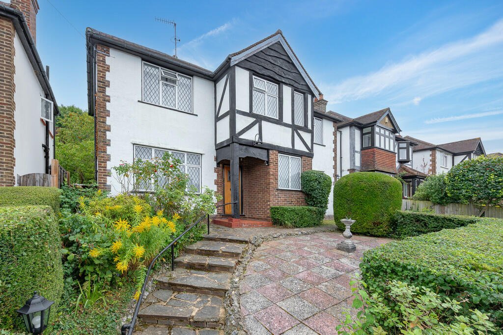 Detached house in Purley, Surrey