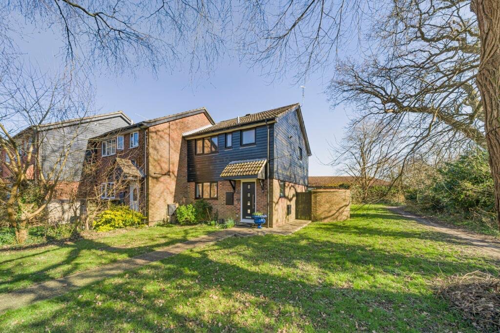 End of terrace house in Burgess Hill, West Sussex